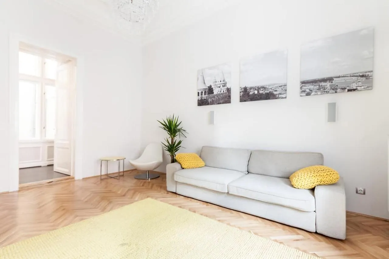 Apartment Bpr Sophisticated Astoria Suite With Balcony Budapest