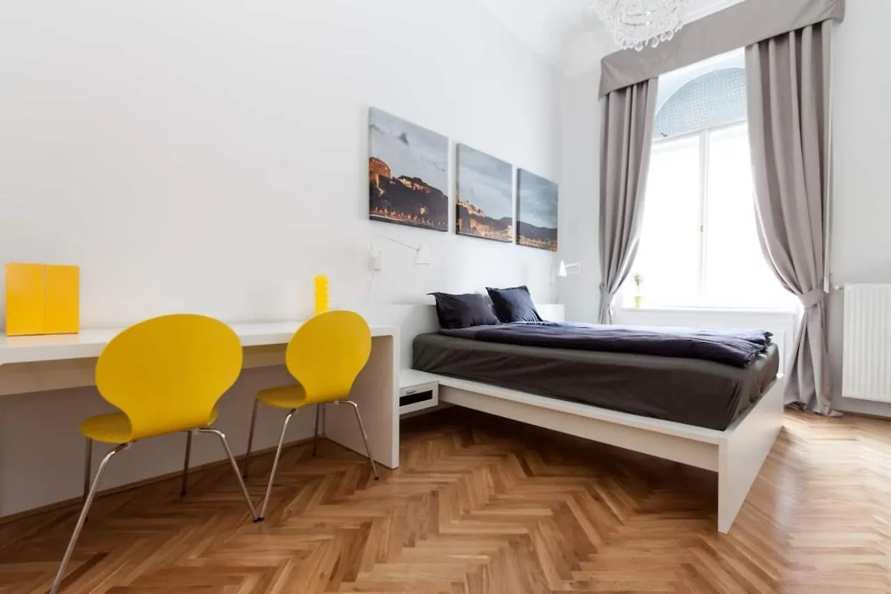 Apartment Bpr Sophisticated Astoria Suite With Balcony Budapest Hungary