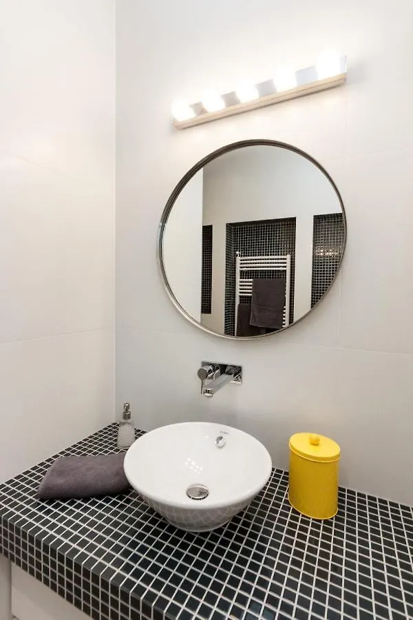 Bpr Sophisticated Astoria Suite With Balcony Budapest